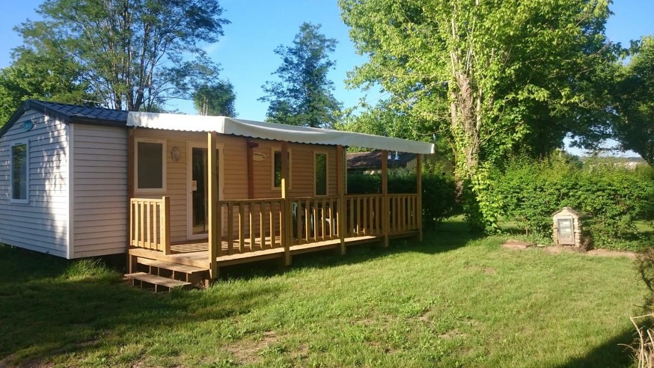 Camping Paradis Le Rocher De La Granelle Le Bugue Exterior photo